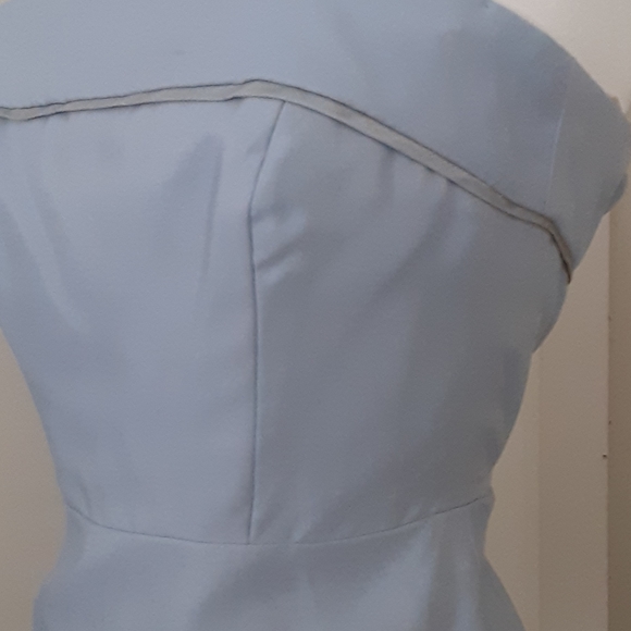 BELSOIE Dress. Strapless. Powder blue. - Picture 2 of 12